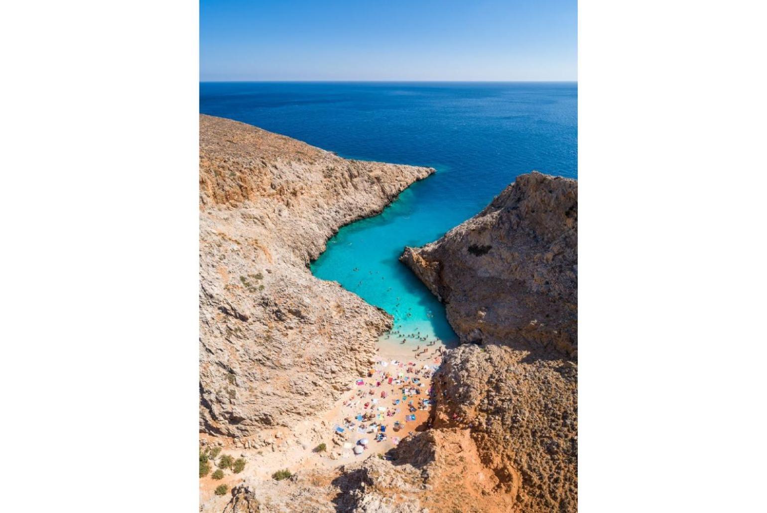 Spiros Beach Villa 크랭고카스텔론 외부 사진