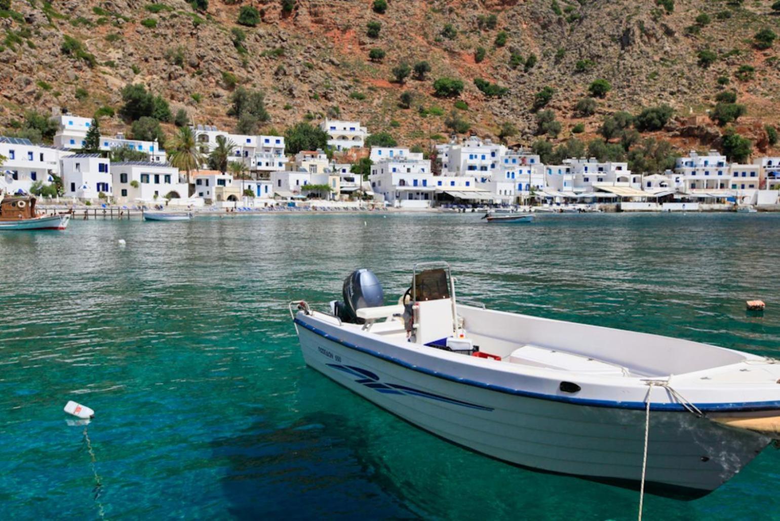 Spiros Beach Villa 크랭고카스텔론 외부 사진